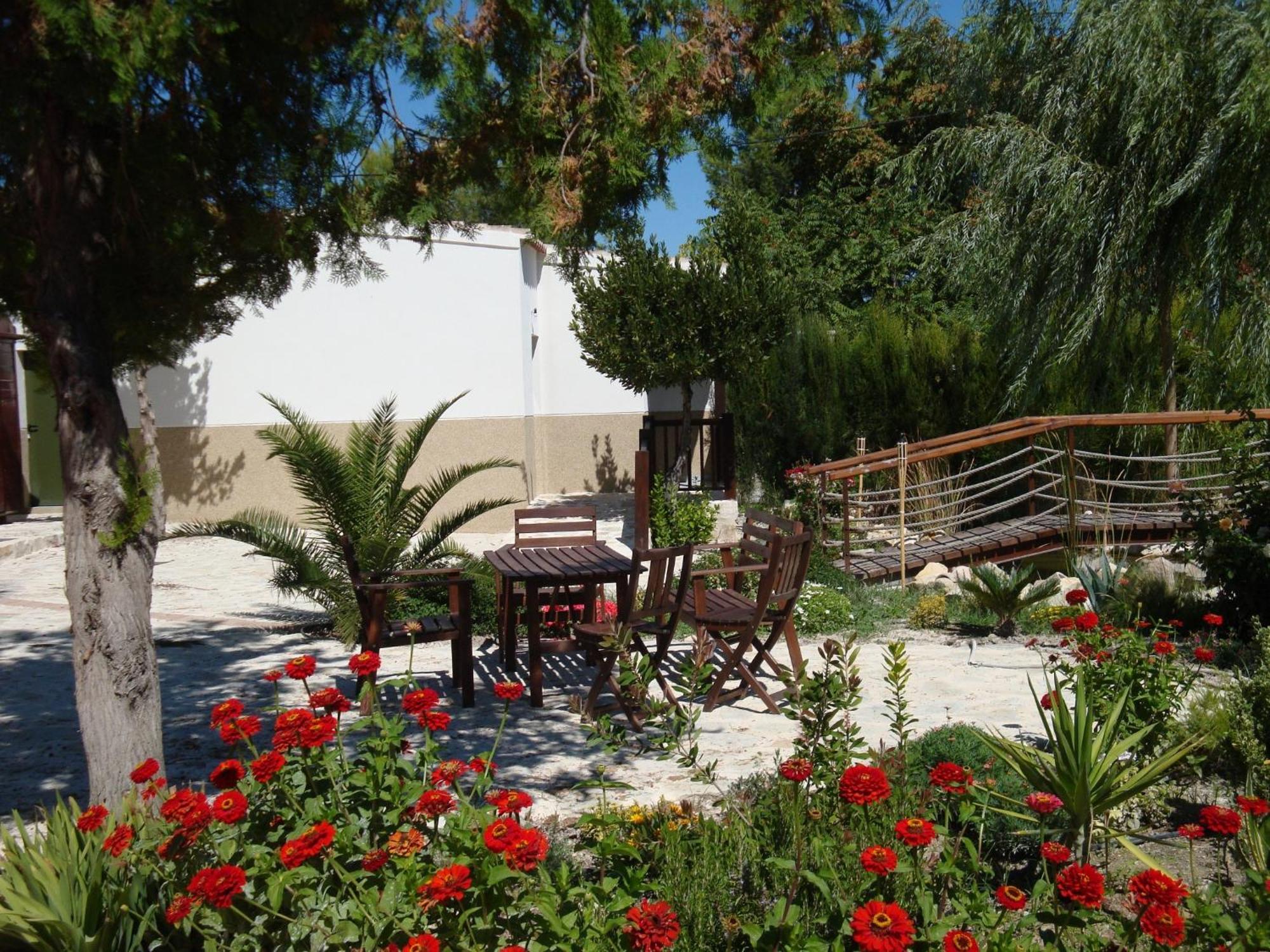 Jardines De Casablanca Hotel Caravaca De La Cruz Luaran gambar